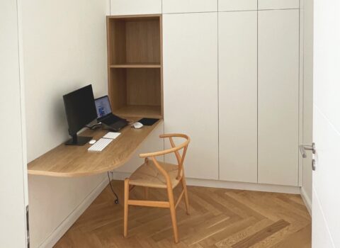 Arbeiten im Schrank